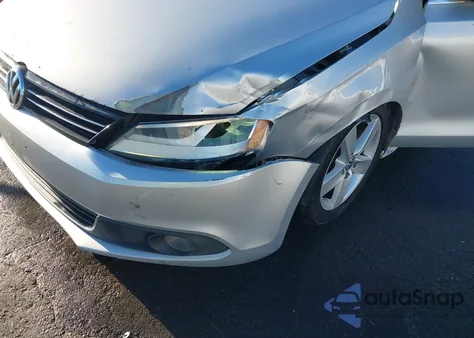 2012 Volkswagen Jetta 2.0L Tdi from USA, damaged, VIN 3VW3L7AJ1CM413709